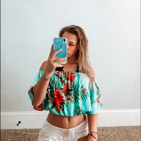 She and Sky Tops - She and Sky Croptop